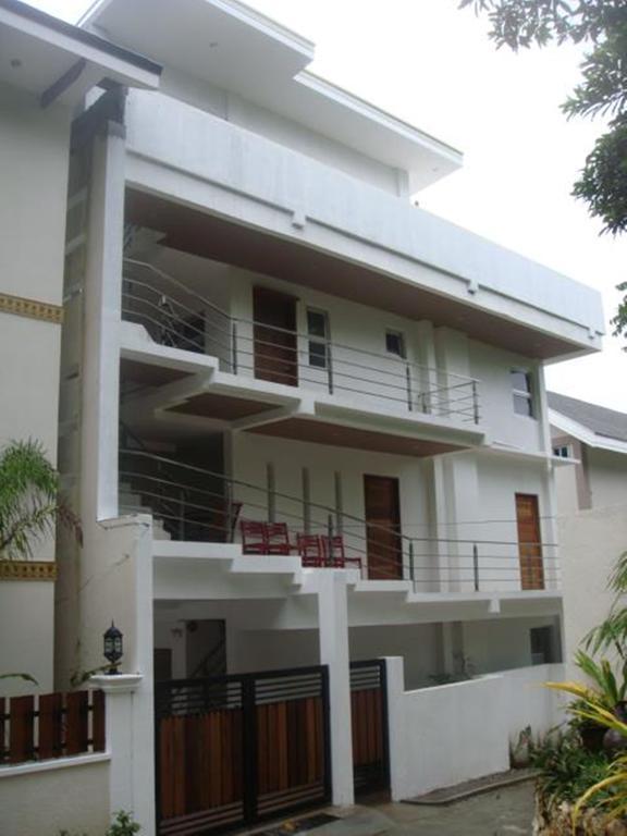 Bluewaves Westcliff Villa Balabag  Dış mekan fotoğraf