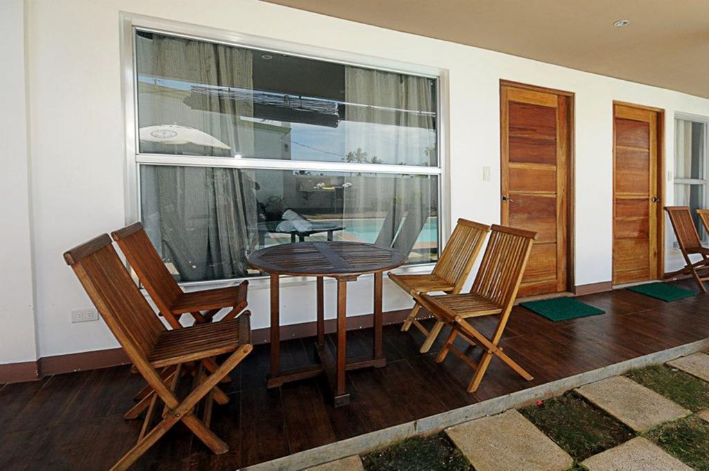 Bluewaves Westcliff Villa Balabag  Dış mekan fotoğraf