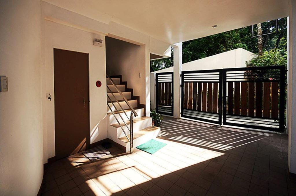 Bluewaves Westcliff Villa Balabag  Dış mekan fotoğraf